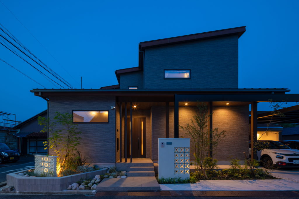 デザインのよい注文住宅お客様の笑顔